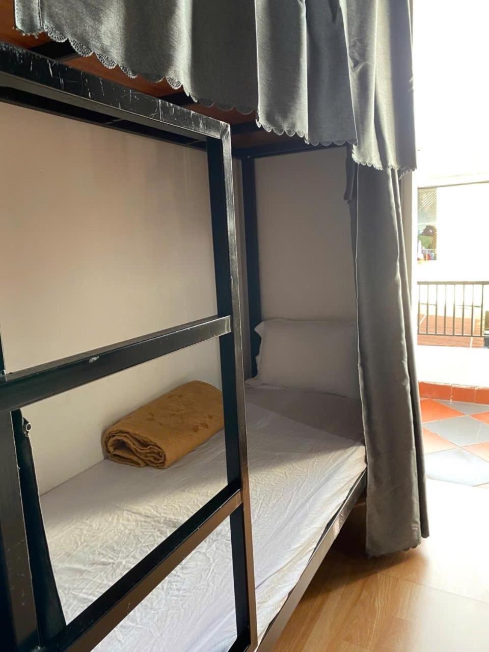 Aumori Hostel Dong Hoi Eksteriør billede